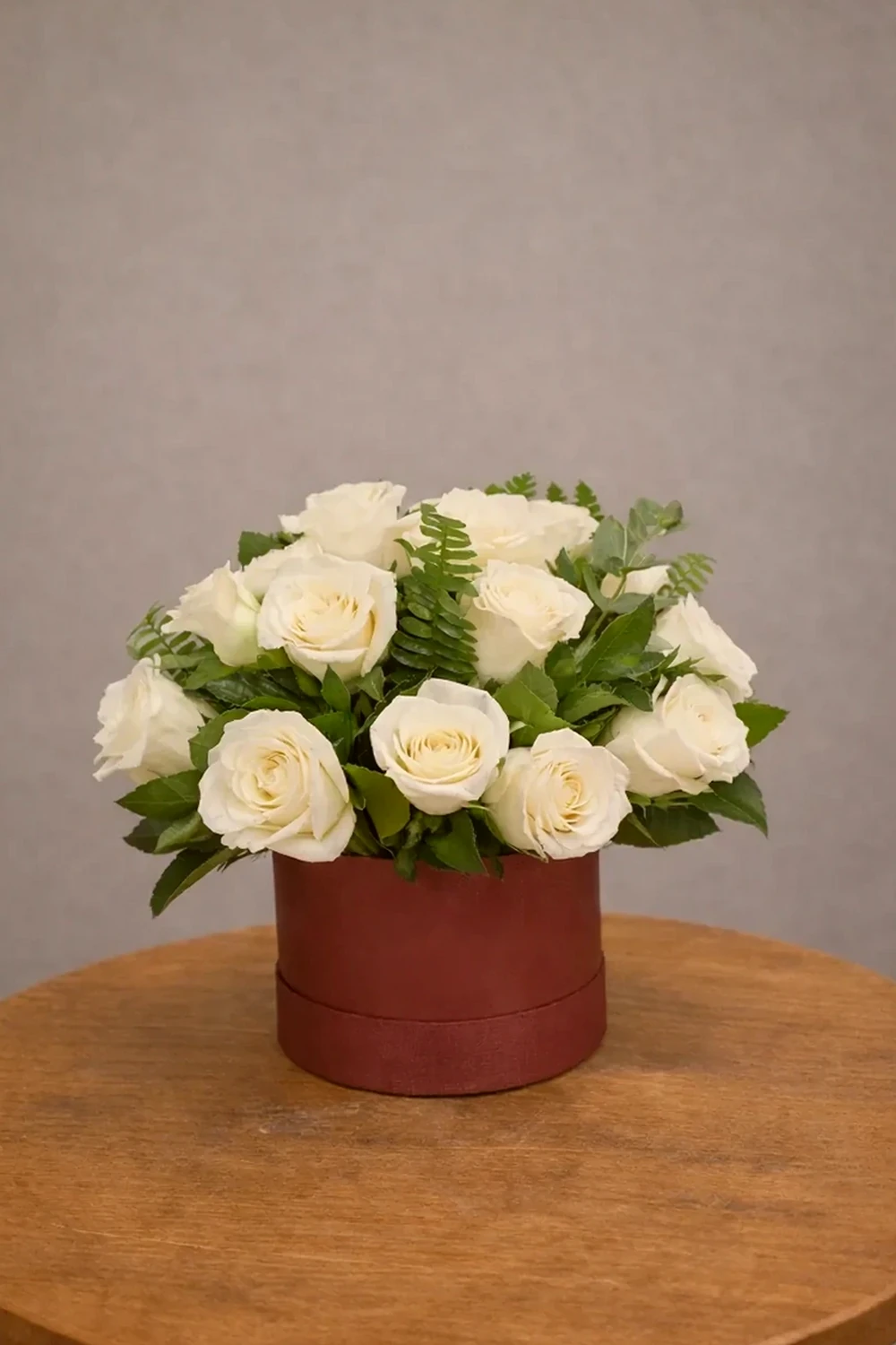 Caixa Branquinha – 25 Rosas Brancas