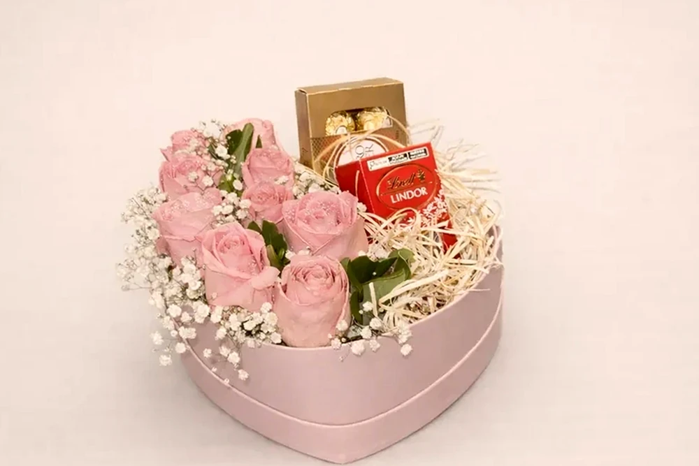 Coração de Rosas e Chocolates Finos - Presente Perfeito para Quem Você Ama