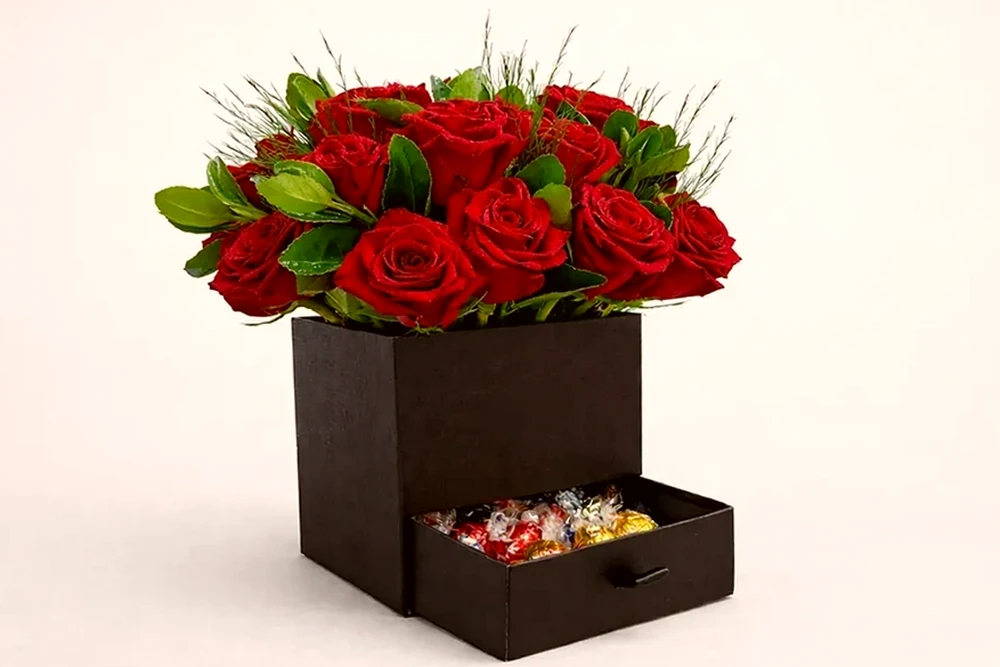 20 Rosas Colombianas na Caixa Luxo com Chocolates